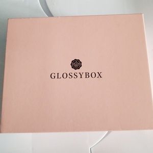 Red Checkered Scarf (Street City) GlossyBox
